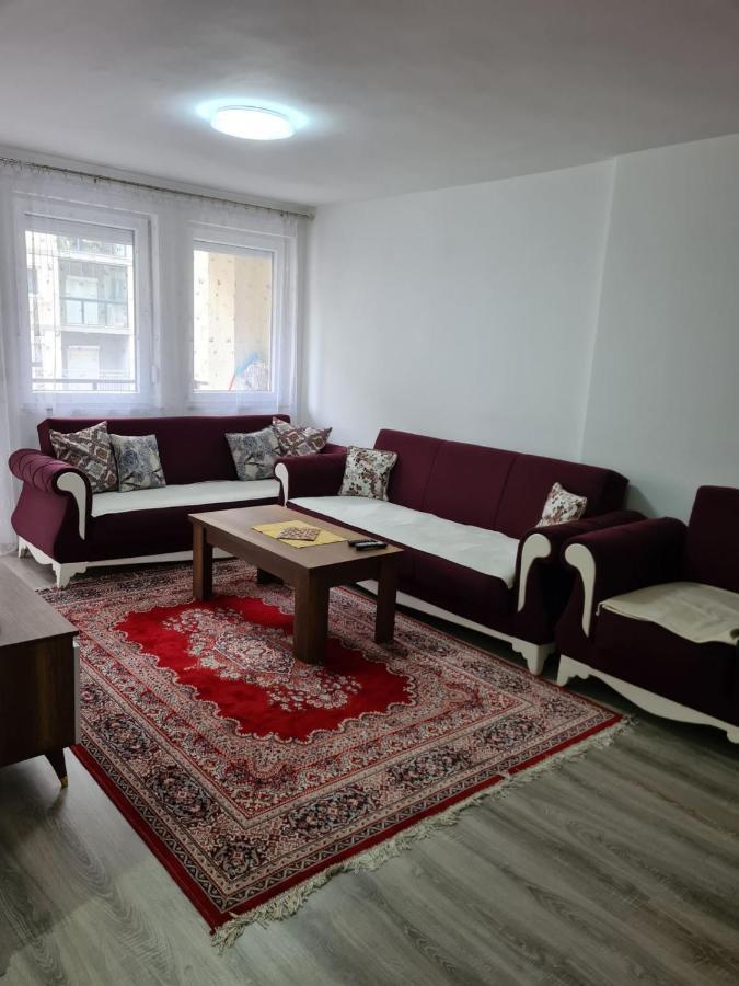 Fush Kosov Apartment Center Kosovo Polje Dış mekan fotoğraf